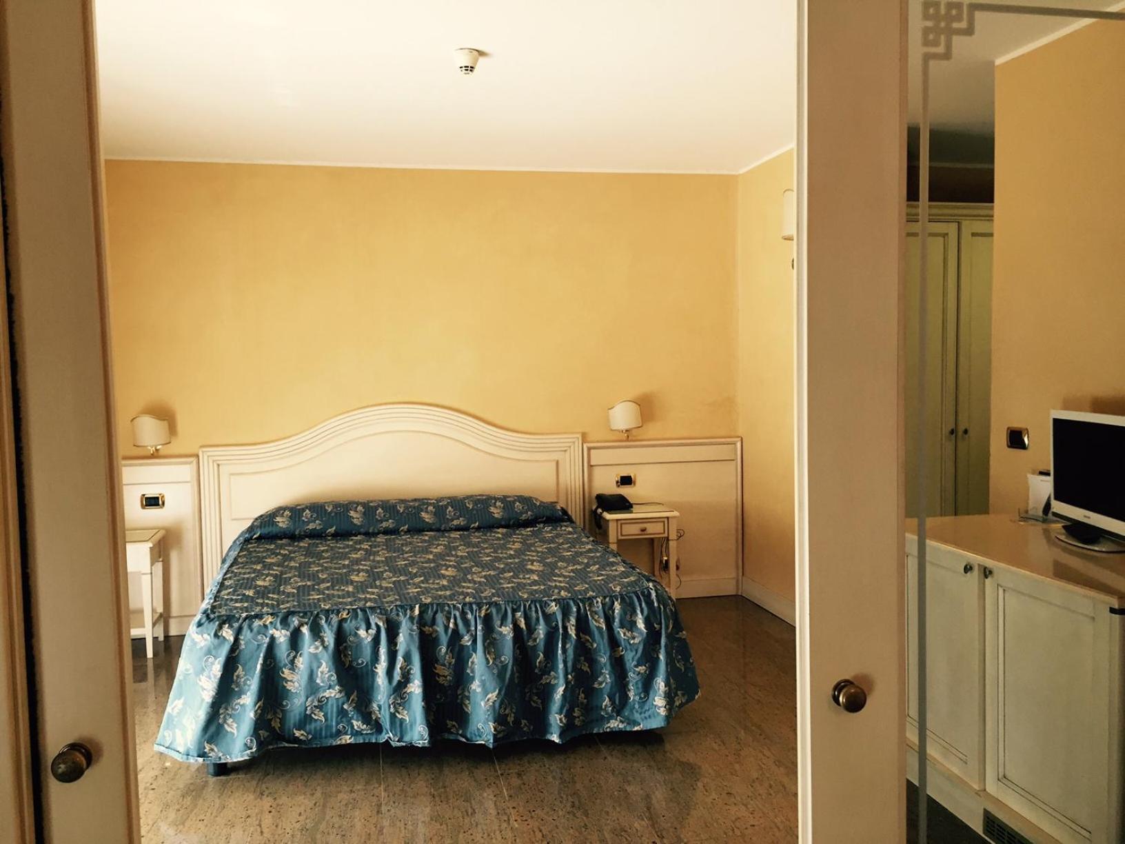Hotel Columbus Lignano Sabbiadoro Esterno foto