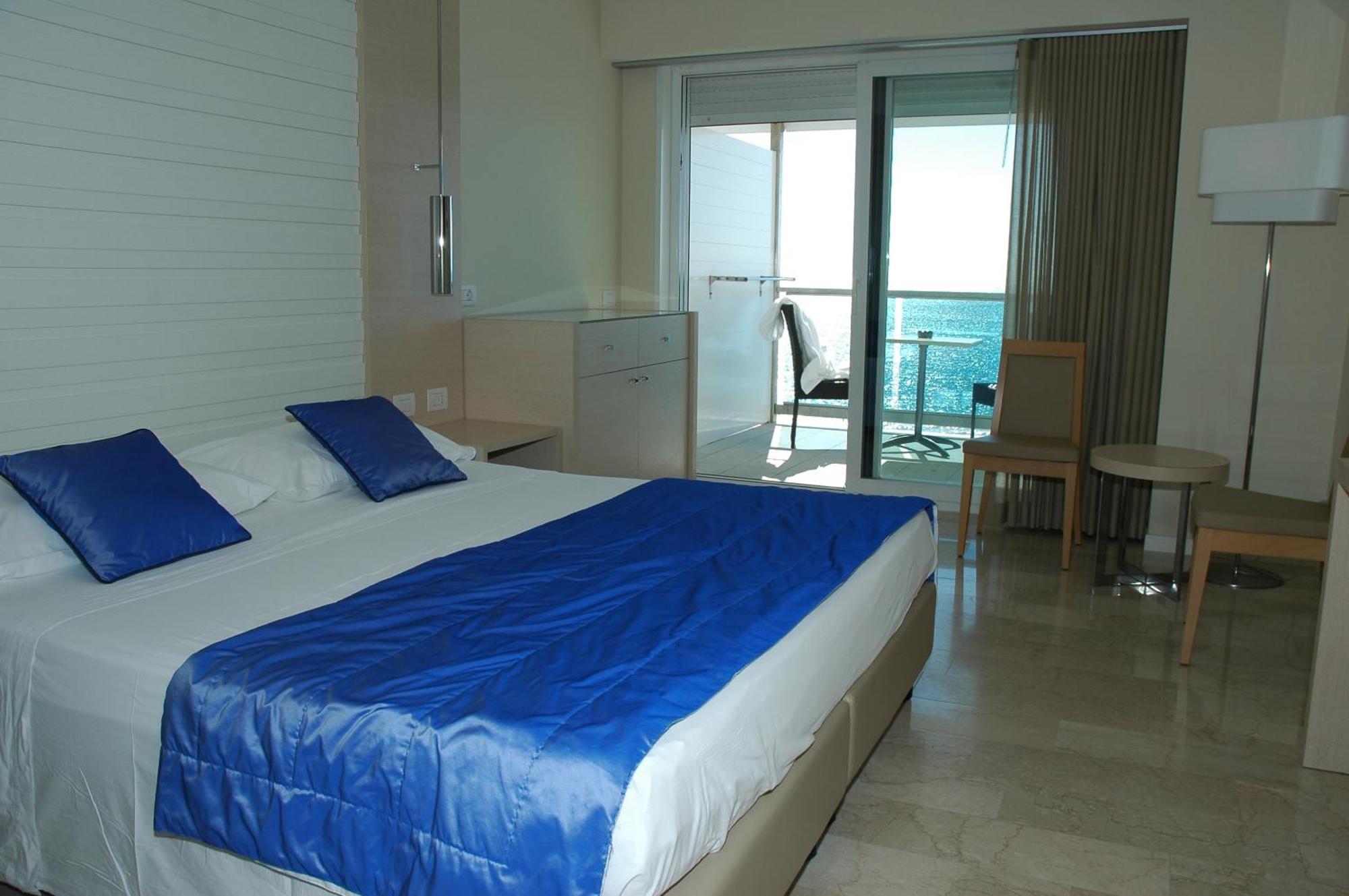 Hotel Columbus Lignano Sabbiadoro Esterno foto